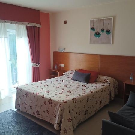 Hotel Valdoviño Екстериор снимка