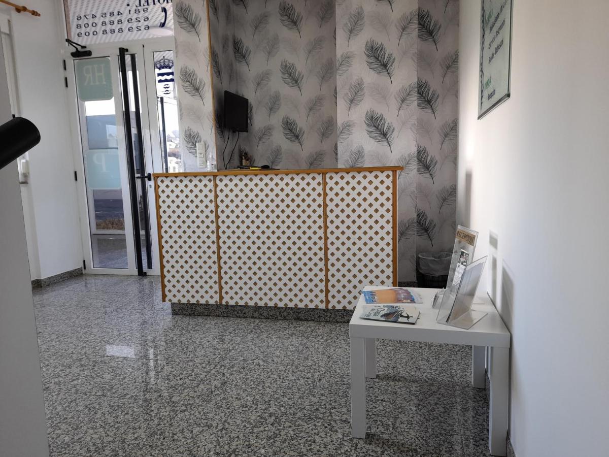 Hotel Valdoviño Екстериор снимка