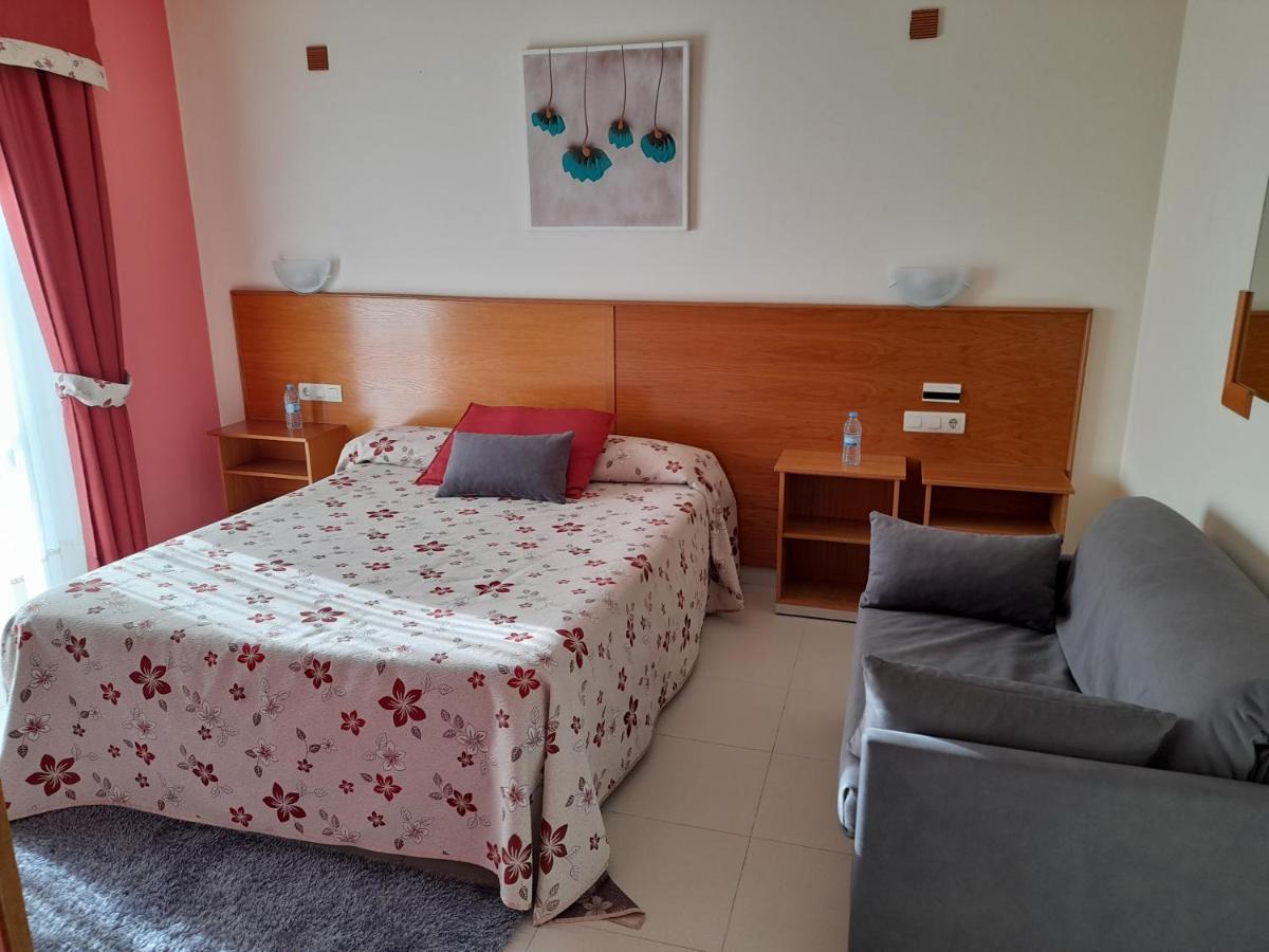 Hotel Valdoviño Екстериор снимка